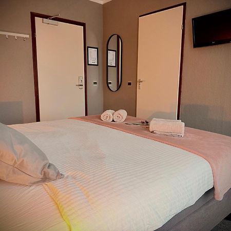 Hotel Restaurant 'T Ronde Loegh Winschoten Eksteriør bilde